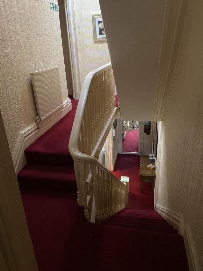 Hotel Jeanne Blackpool Eksteriør billede